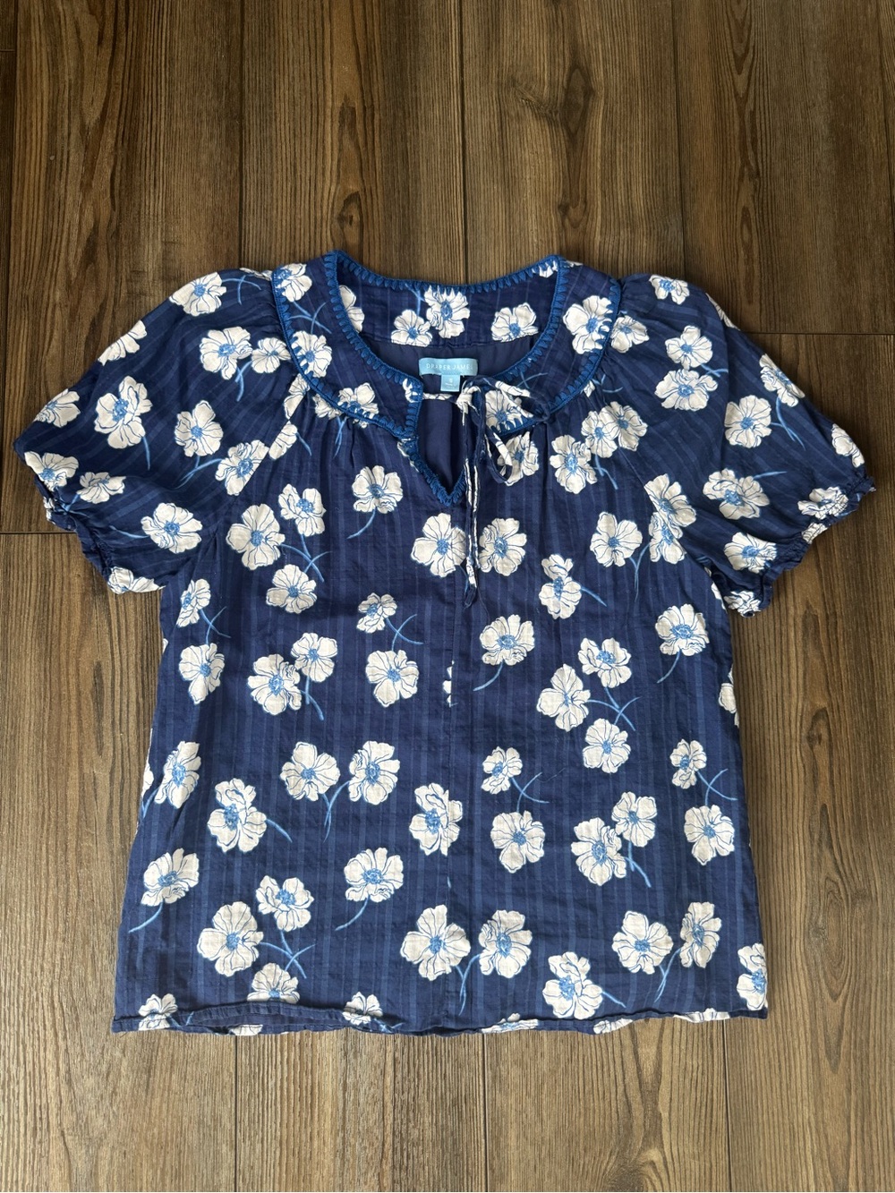 Draper James Women's Navy Floral Short-Sleeve Peasant Top